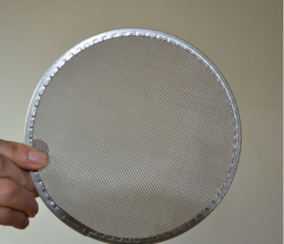 Features of Black Wire Cloth and Its Usage