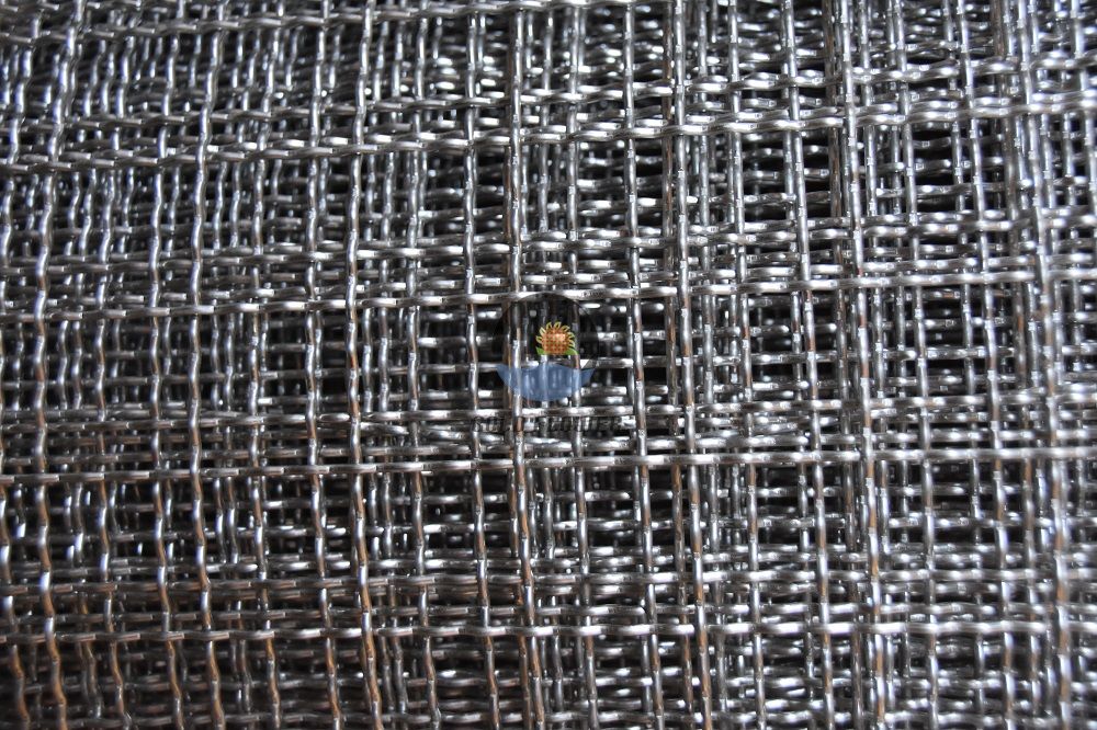 ​White and Black Steel Crimped Wire Mesh